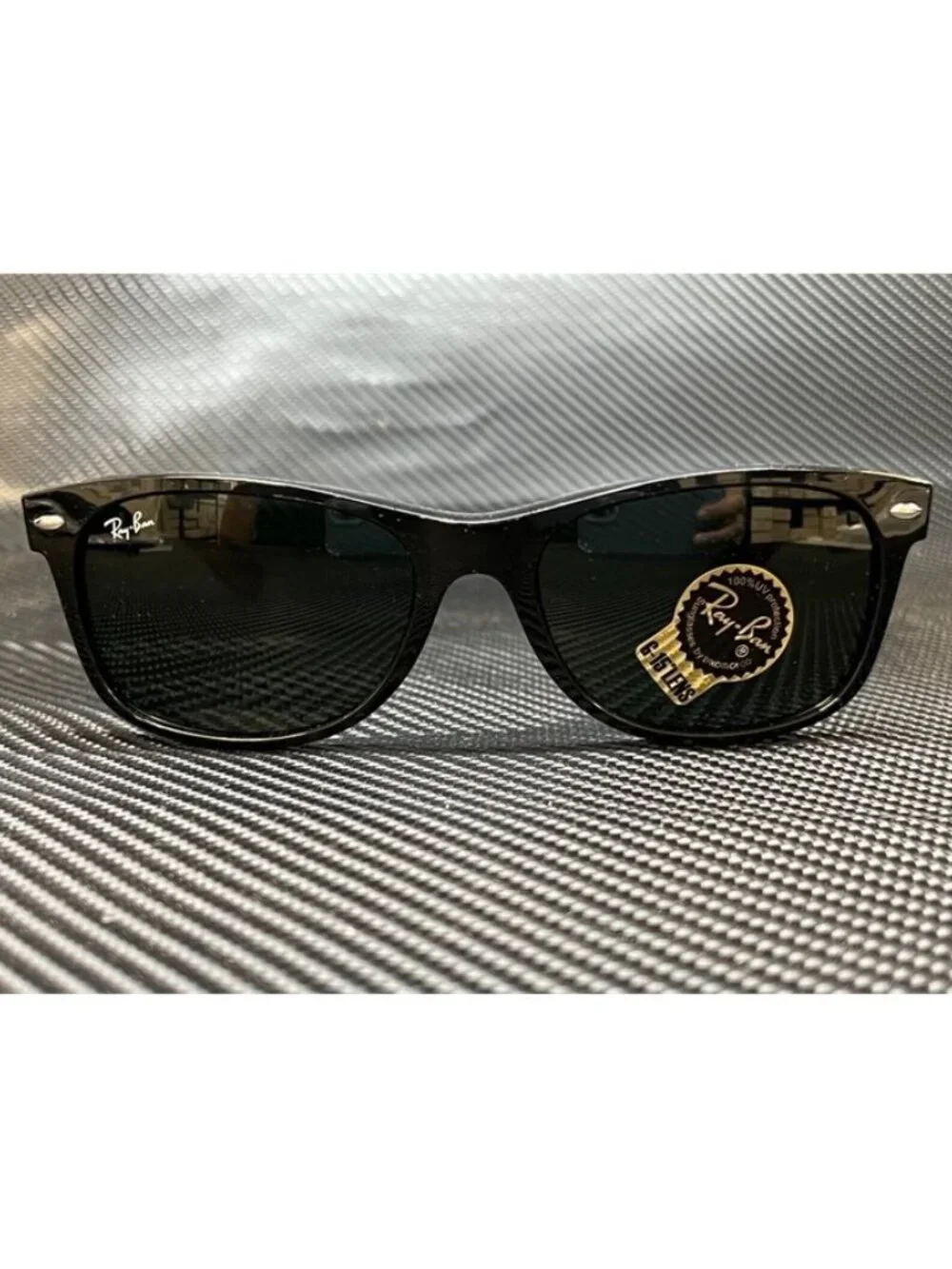 New Ray-Ban Men  Black Sunglasses  55- 18- 145